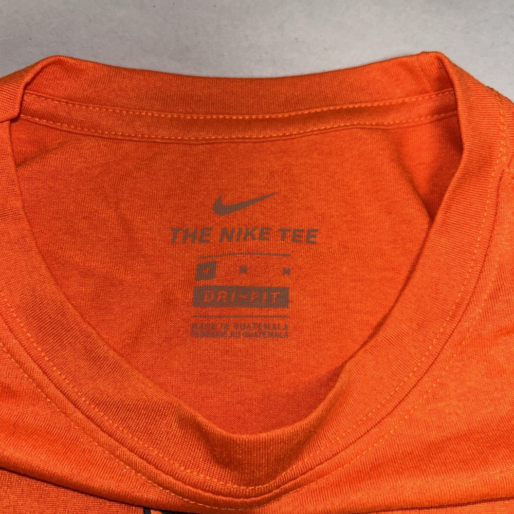 Denver Broncos Men’s Med NWT Orange Nike Dri Fit Short Sleeve T Shirt - Picture 4 of 8